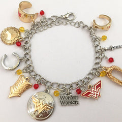 Wonder Woman 10 Charm Bracelet